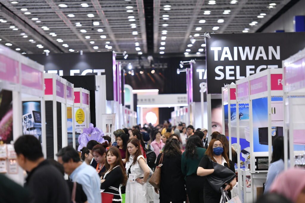 Visitors in the exhibition aisles at Cosmobeaute Malaysia and beautyexpo, KLCC, previous edition