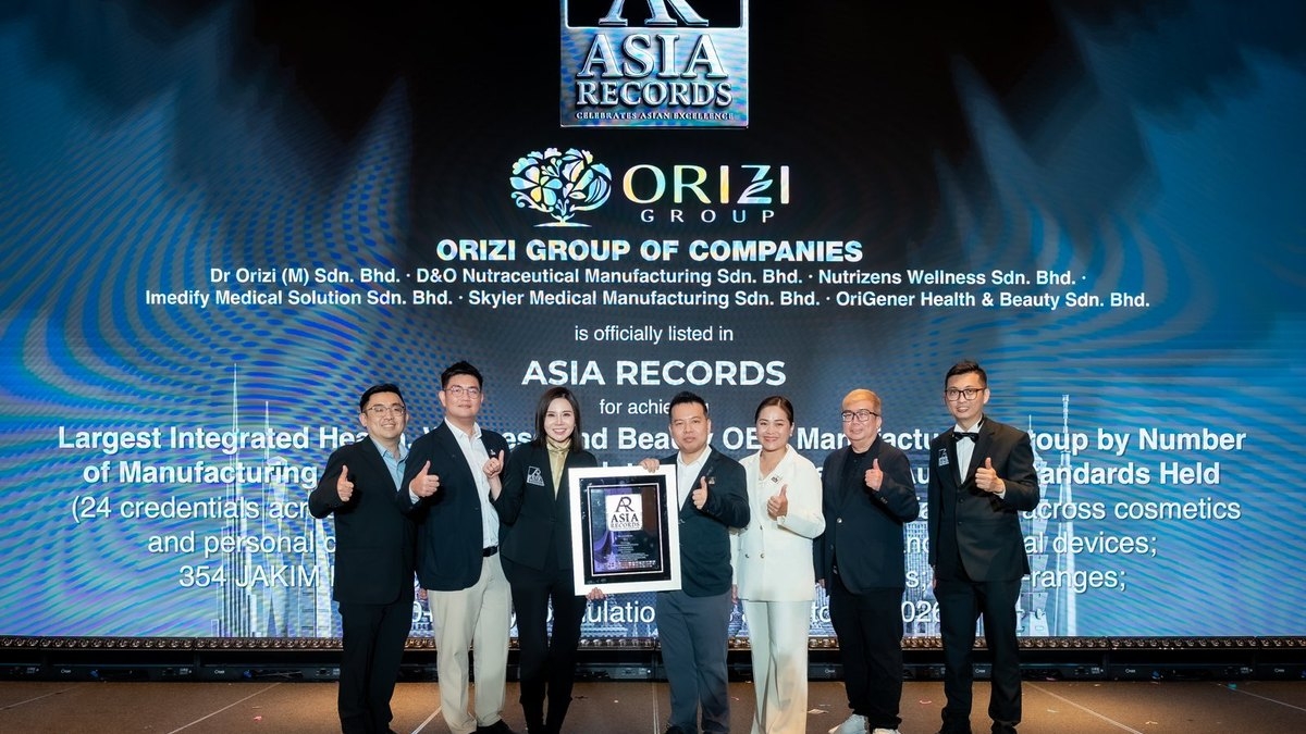 ORIZI Group with its ASIA Records certificate on stage, 20 October 2026.